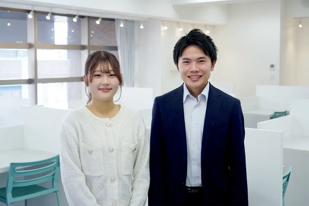 生徒と先生の写真のサムネイル画像